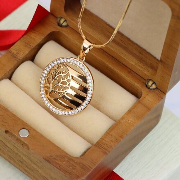 "Tree of Life Circle Pendant in Rose Gold, XPPT1322 - Picture 6 of 13